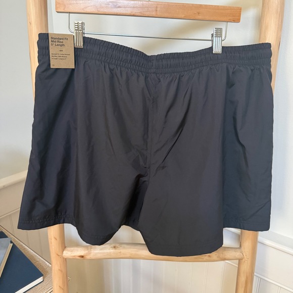 NWT Nike Mens Black Sportswear Woven Shorts Mid Rise 5 Inch Inseam FV7557-010 XL - Picture 2 of 5